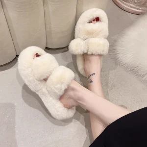 Amelia - Chaussons pelucheux élégants et confortables pour femmes