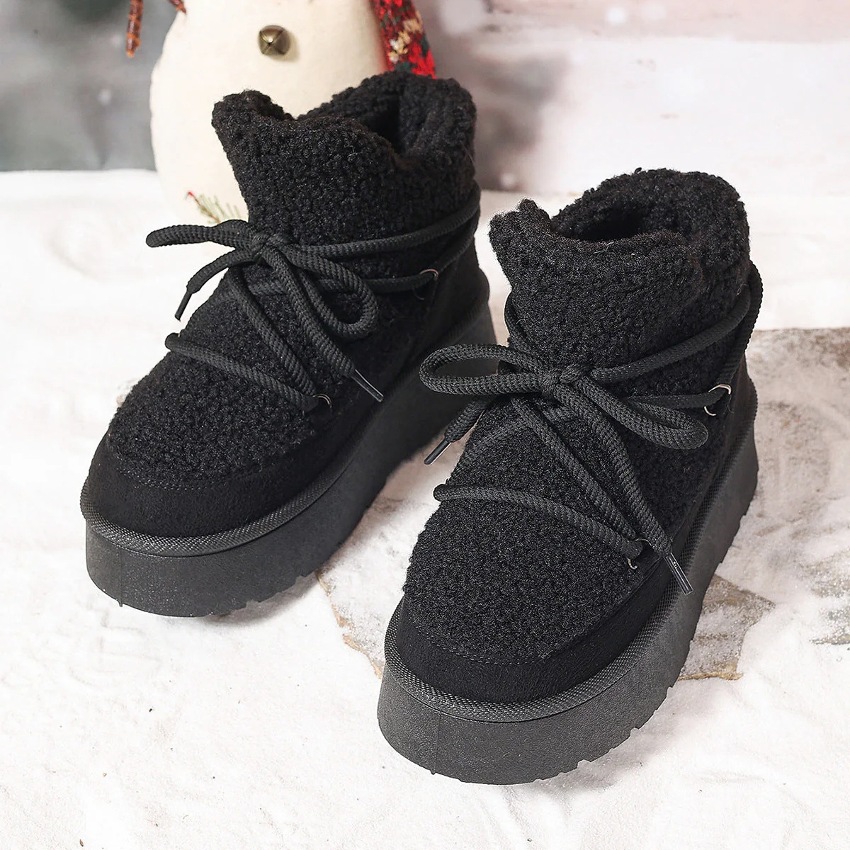 Bottes courtes chauffantes décontractées . – Image 6