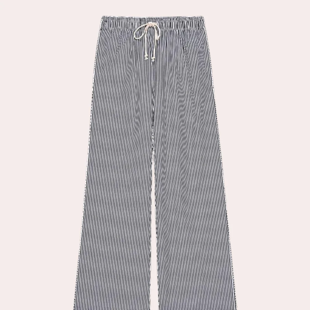 Lyra - Pantalons élégants pour femmes pour un look intemporel – Image 3