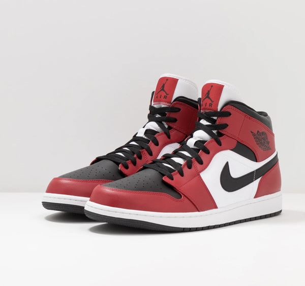 Air Jordan 1 Mid Chicago Black Toe – Image 2