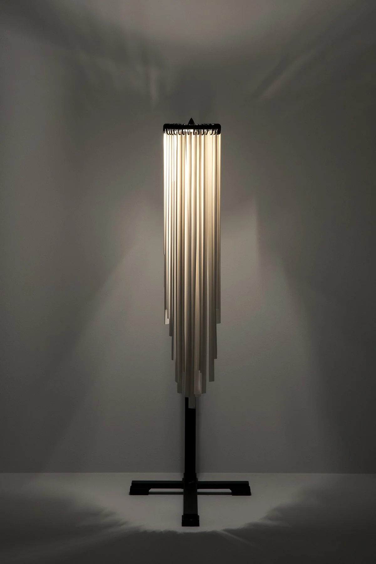 Ann Demeulemeester - Serax Lampe de table "Lou" – Image 4